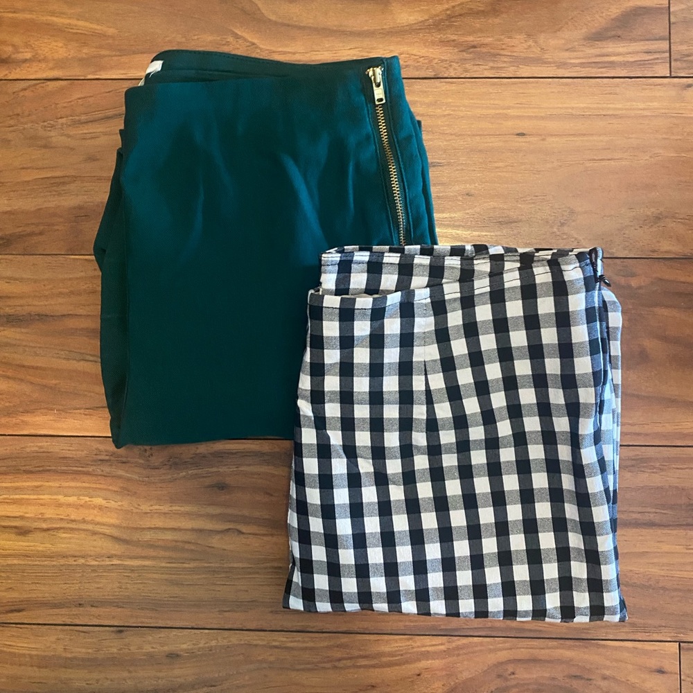 Gingham and green cigarette pants.